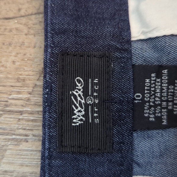 Denim pencil skirt - Picture 2 of 6